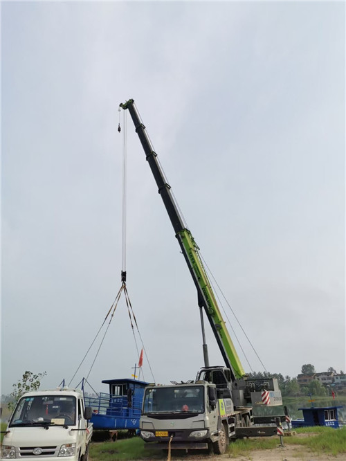 南岳区桥梁建设吊装案例